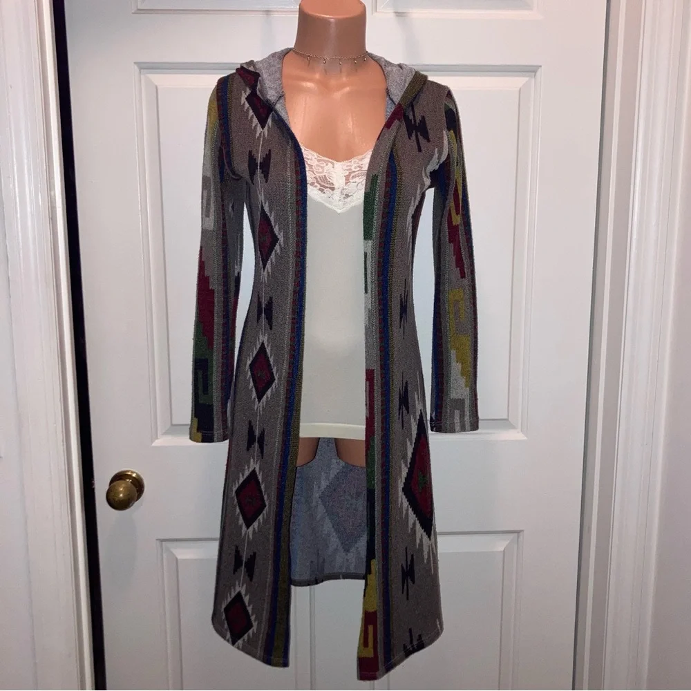 Joyce Leslie long, geometric Aztec cardigan Junior XS - Picture 3 of 14